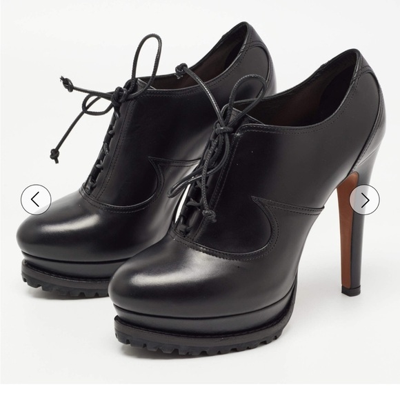 Alaia Black Leather Lace Up Platform Booties Size 37.5 - Picture 1 of 16